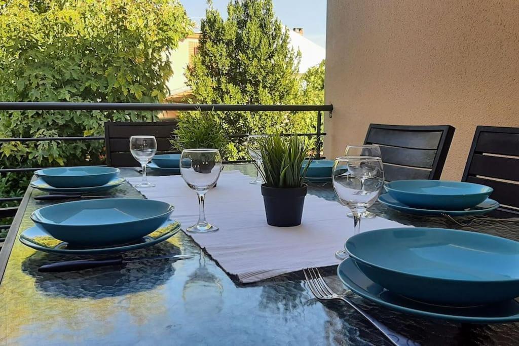 Apartamento Toulouse Charmant T3 Ponts Jumeaux Avec Terrasse Exterior foto